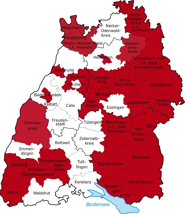 Auf der Landkarte sind alle Stadt- und Landkreise eingefärbt, die eine Bildungsregion im Rahmen des Landesprogramms eingerichtet haben.