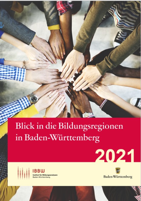 Abgebildet ist das Titelblatt zum aktuellen Erfahrungs- und Sachstandsbericht im Landesprogramm Bildungsregionen. Vernetzung, symbolisiert durch einen Kreis aus zusammengelegten Armen und Händen